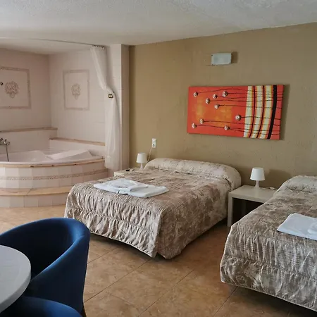 Hotel Castellverd 2*